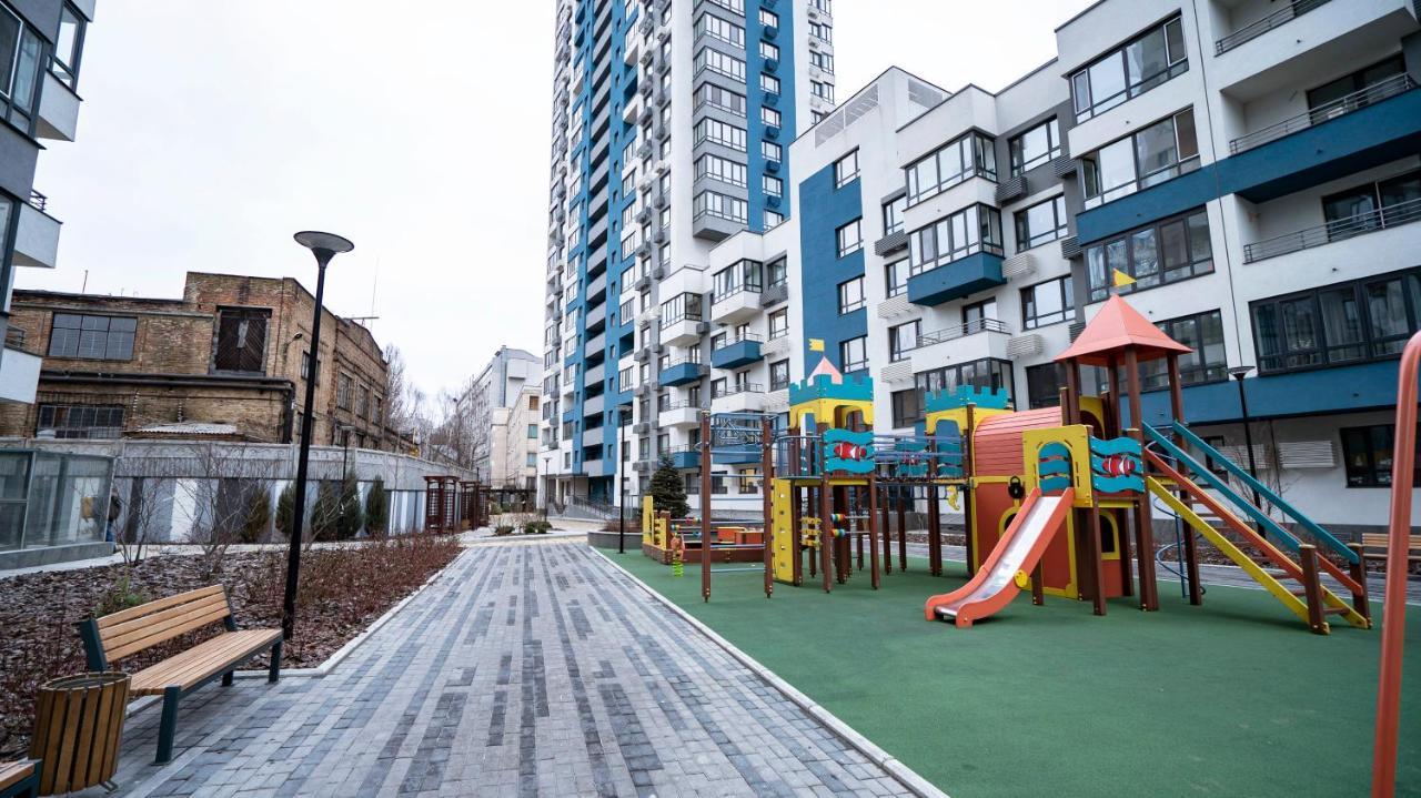 Loft Apartment Near Smart Plaza Polytech 키예프 외부 사진